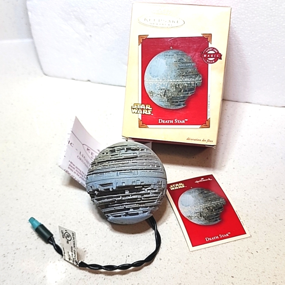 Death Star Star Wars Light and Voice. 2002 Hallmark Keepsake Ornament.New in box - Picture 8 of 9